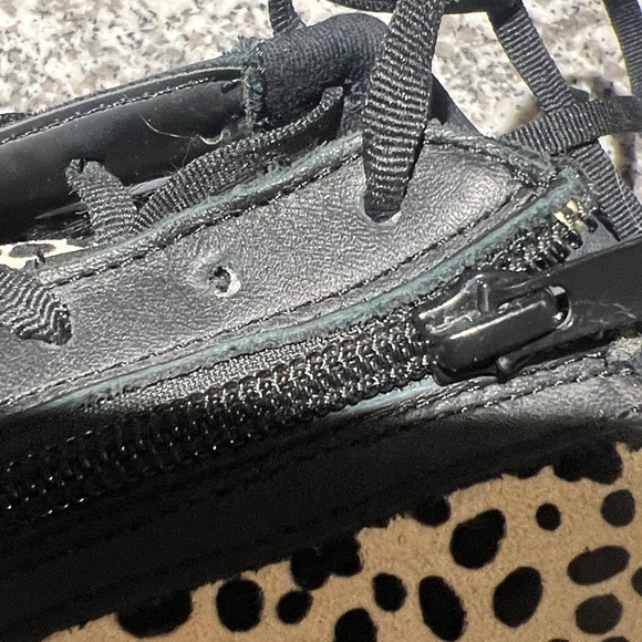 Vionic Remi Spot Animal Print Black cream Suede Leather Sneaker women’s Sz 10 - Picture 9 of 9